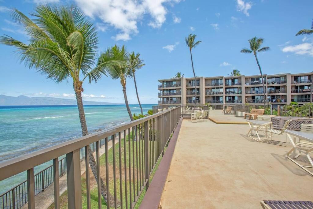 カハナHale Ono Loa 403- Top Floor, Ocean View, & Complete Modern Remodelアパートメント エクステリア 写真