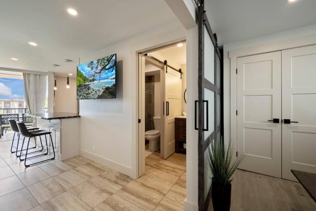 カハナHale Ono Loa 403- Top Floor, Ocean View, & Complete Modern Remodelアパートメント エクステリア 写真